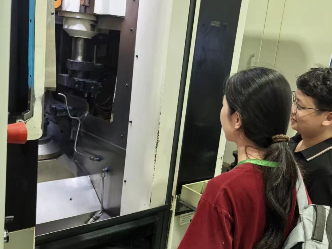 Libere nepe a • NVH chan batay! Genyen batay teknik la: Ekip Electric Drive Systems ede lansman siksè nan DHT4A